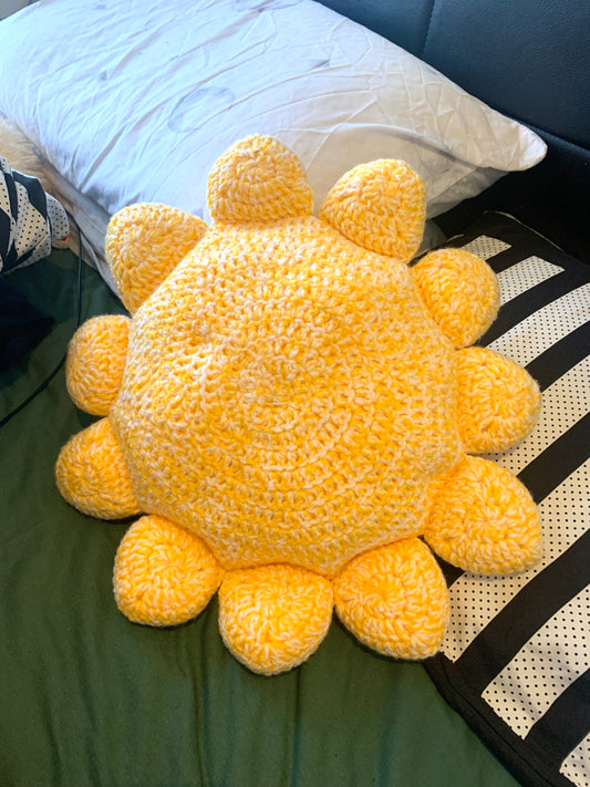 Yellow and white Sun cushion/pillow
